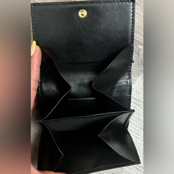 MCM Multi Snap Wallet Made in Germany Special Edition NWOT with COA and dustbag - Picture 5 of 10